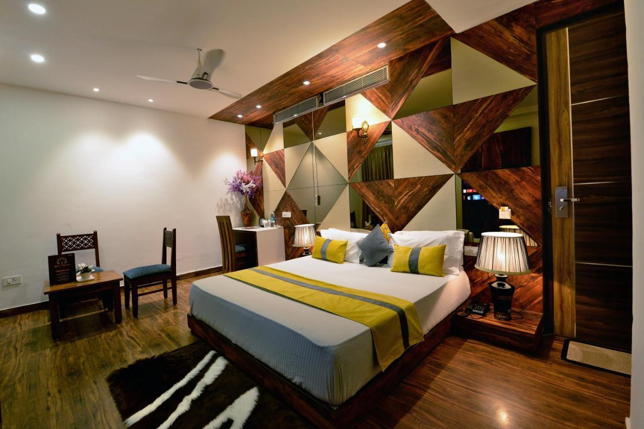 Hotel The Yellow Nayagaon المظهر الخارجي الصورة