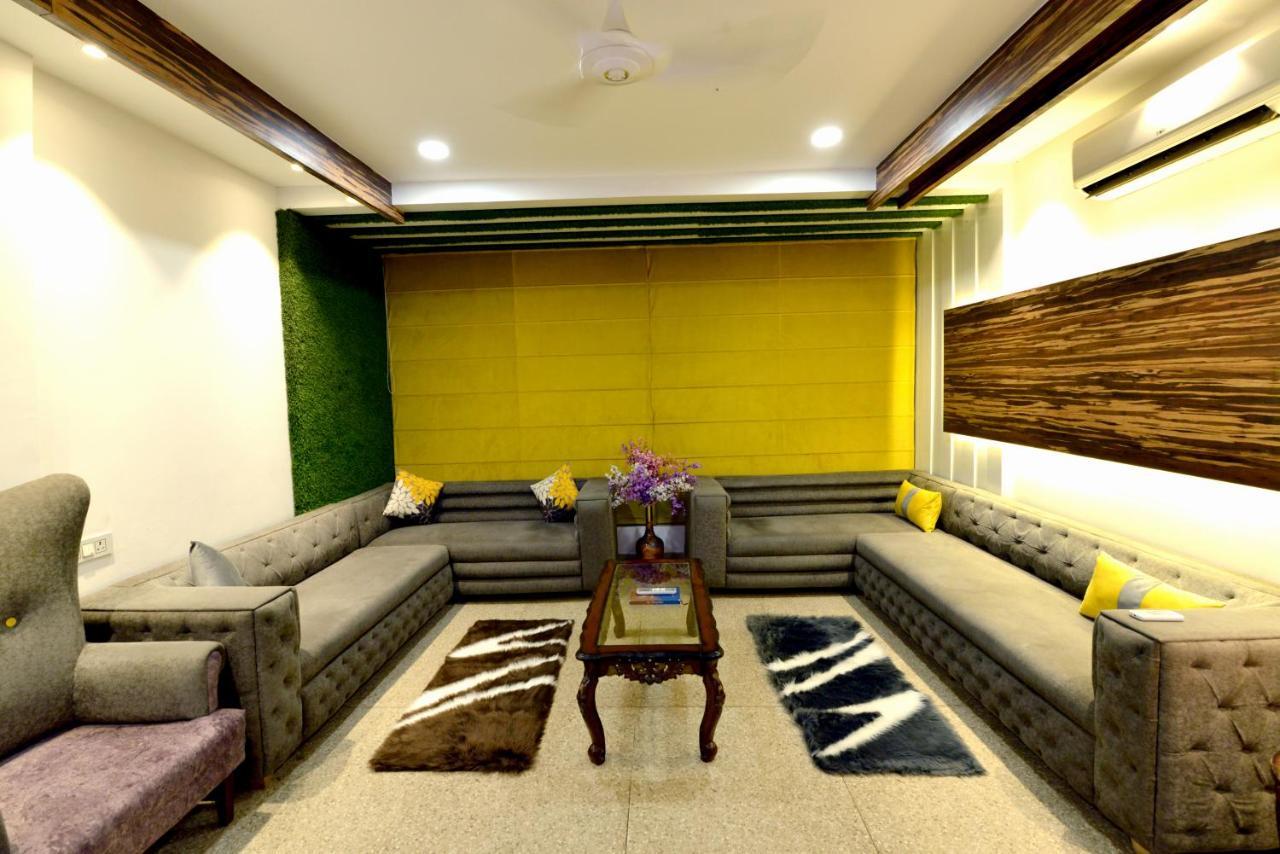 Hotel The Yellow Nayagaon المظهر الخارجي الصورة