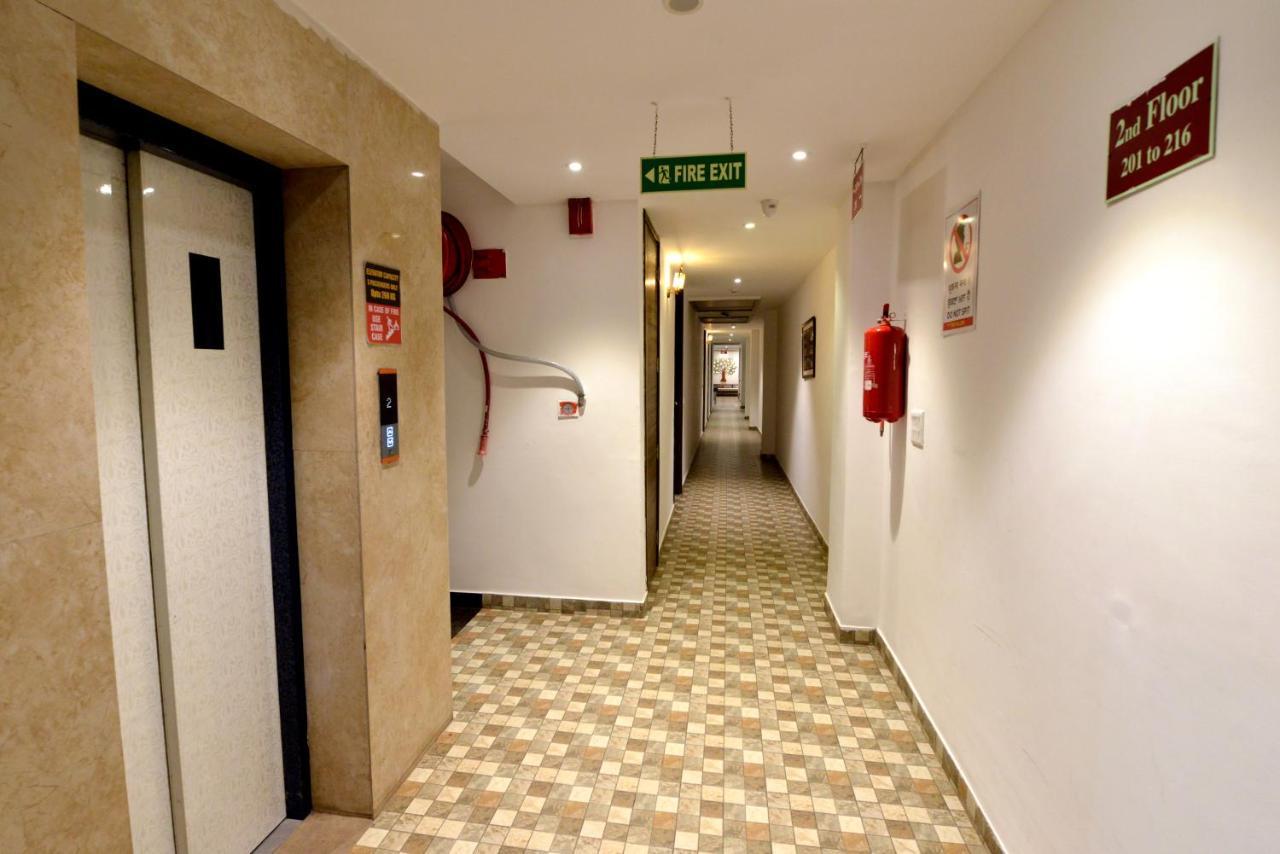 Hotel The Yellow Nayagaon المظهر الخارجي الصورة