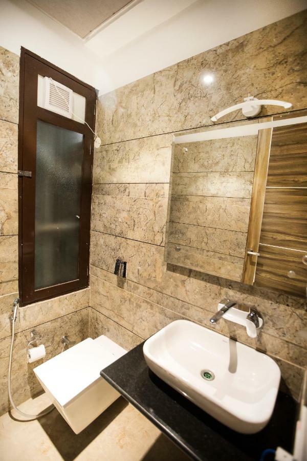 Hotel The Yellow Nayagaon المظهر الخارجي الصورة